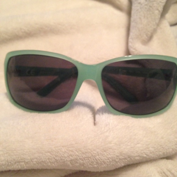 Authentic Celine Sunglasses - Picture 6 of 8